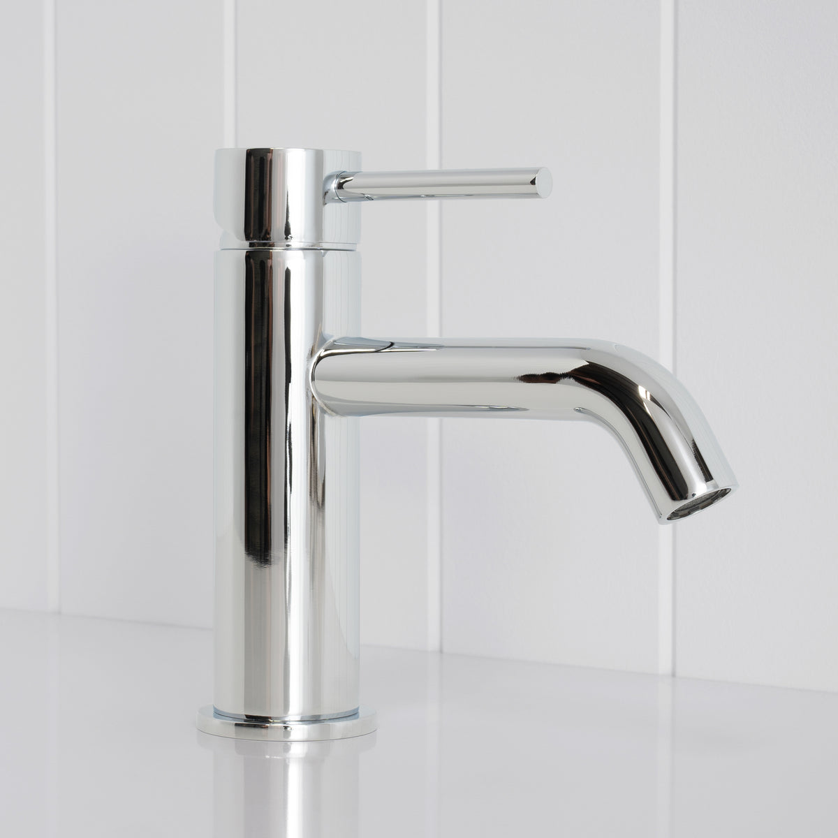 Vienna Short Basin Mixer Chrome