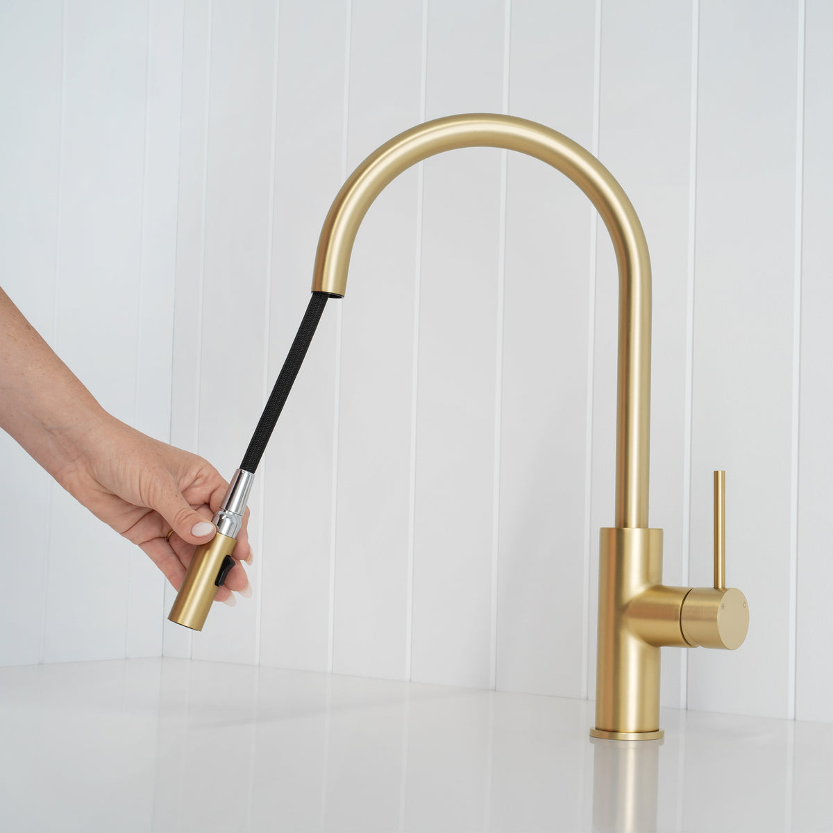 Porto Pull-Out Kitchen Mixer Brushed Brass
