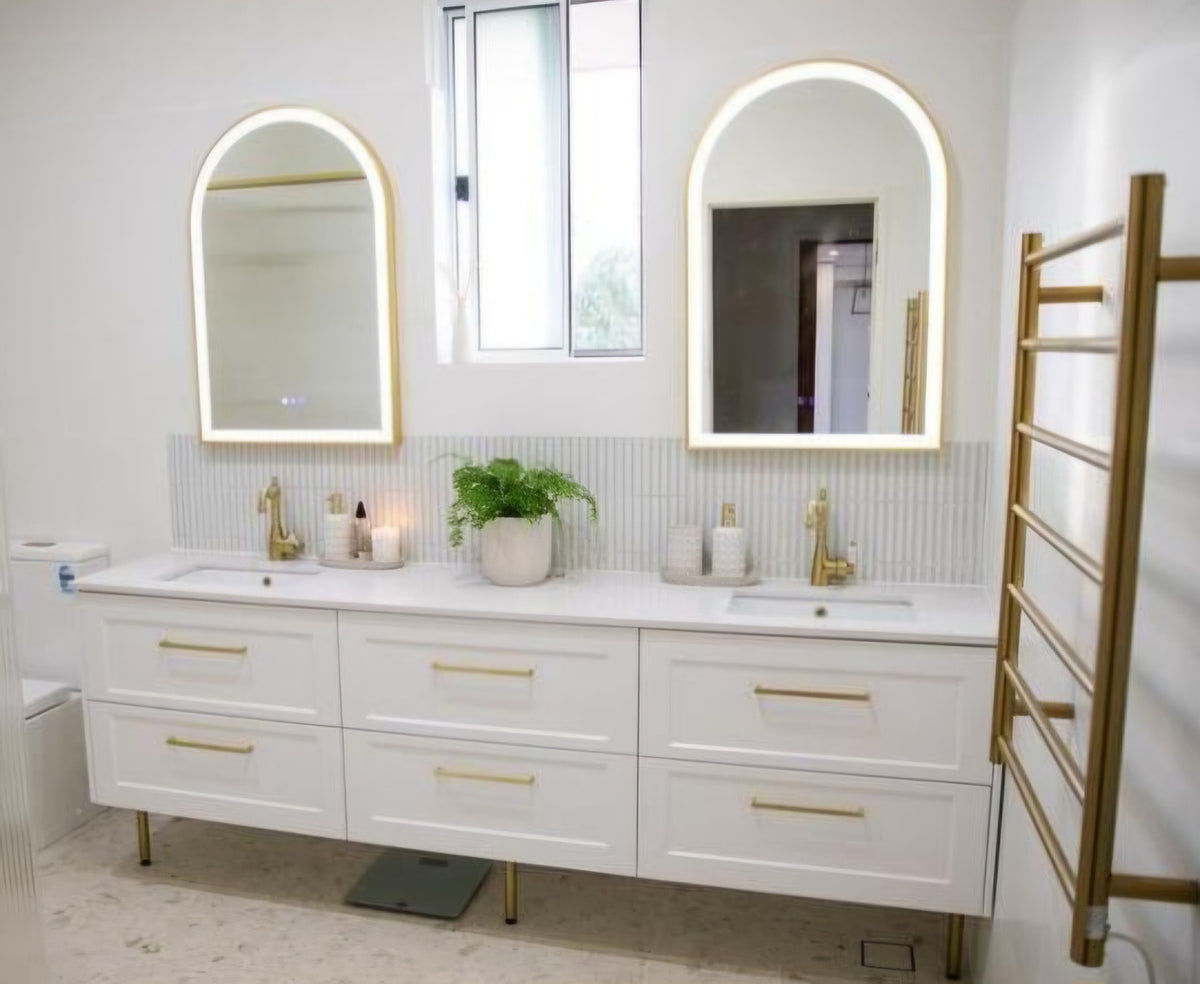 Framed Positano ~ Smart mirror