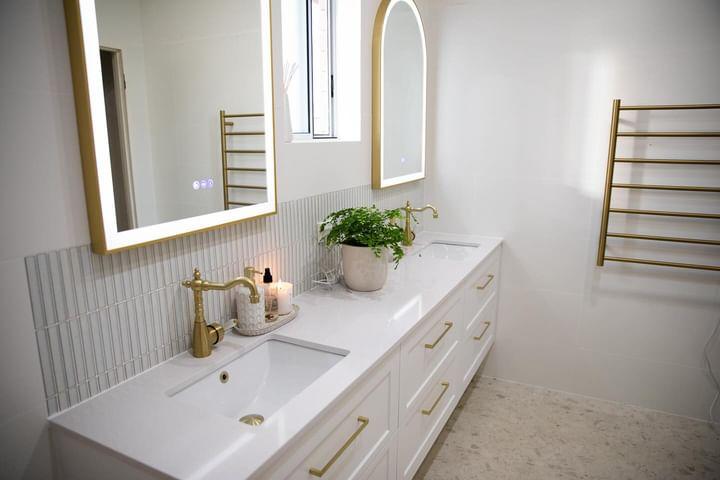 Framed Positano ~ Smart mirror