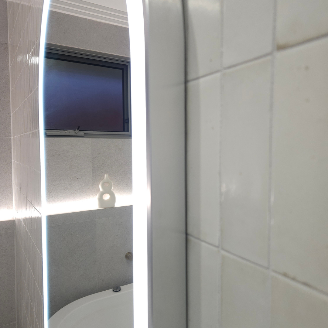 Framed Positano ~ Smart mirror