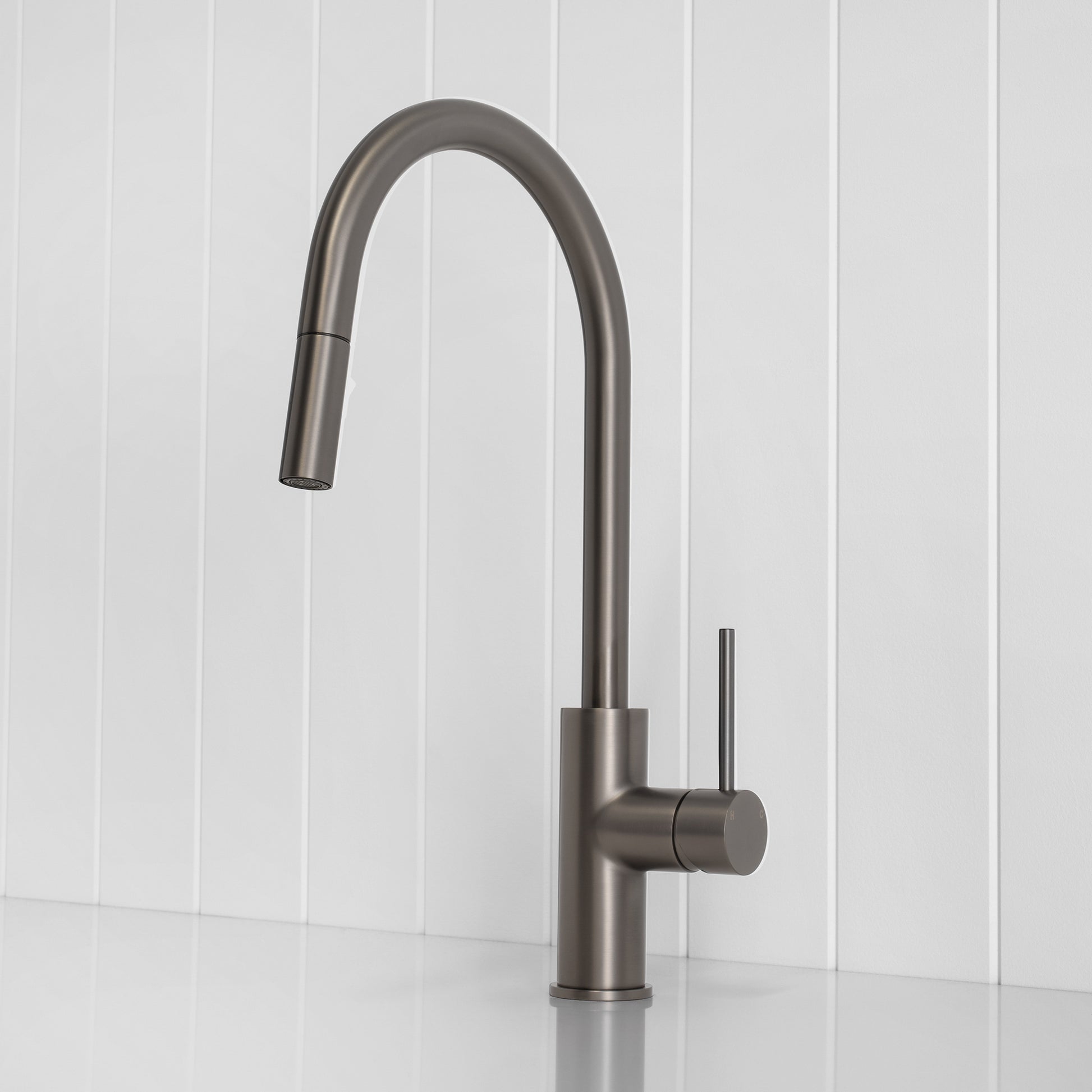 Porto Pull-Out Kitchen Mixer Gunmetal