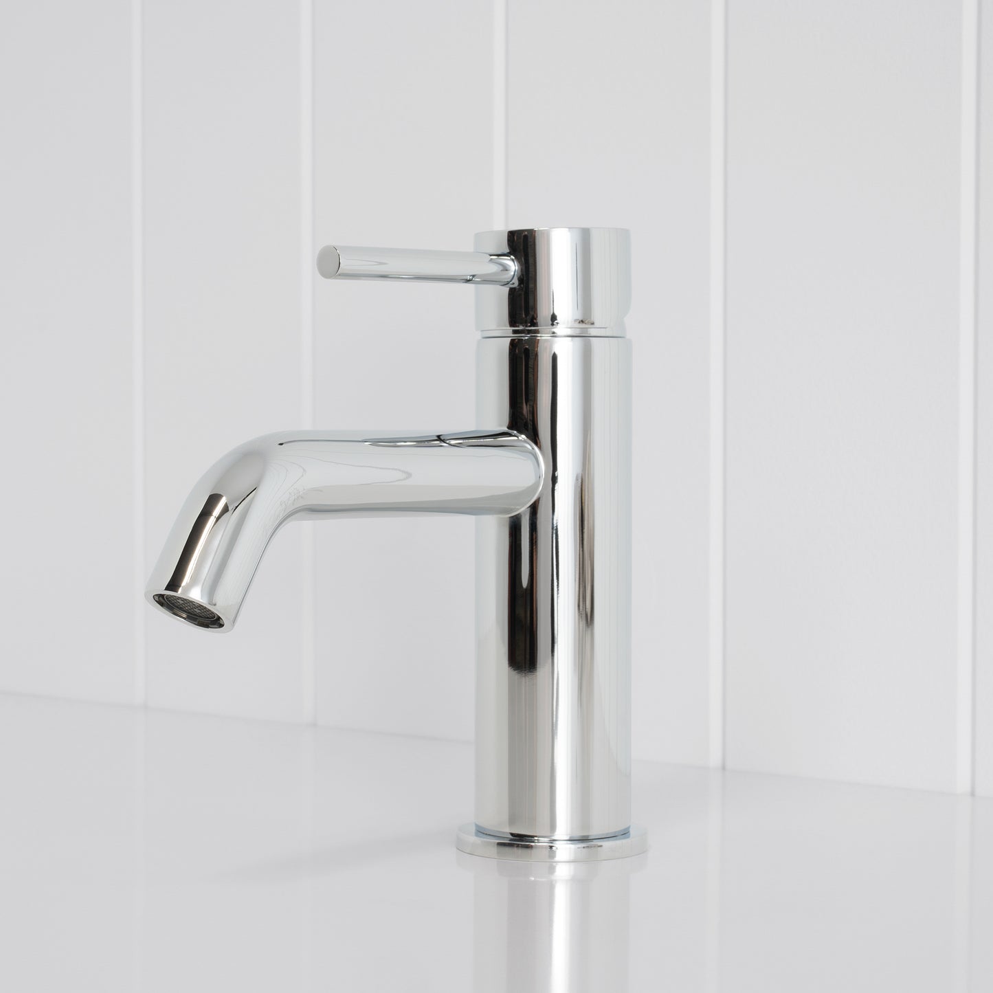 Vienna Short Basin Mixer Chrome