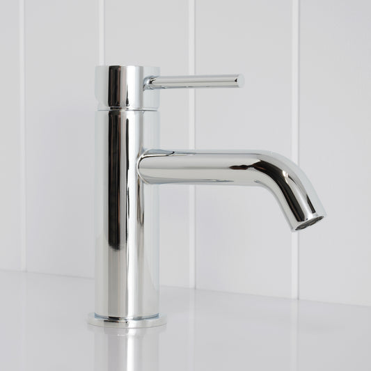 Vienna Short Basin Mixer Chrome