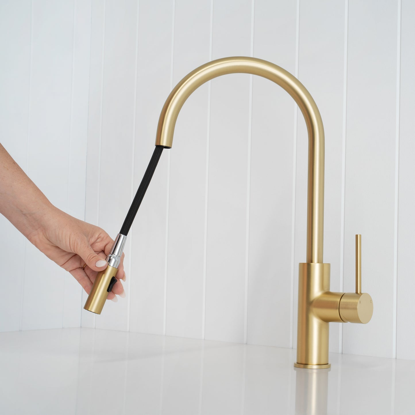 Porto Pull-Out Kitchen Mixer Brushed Brass