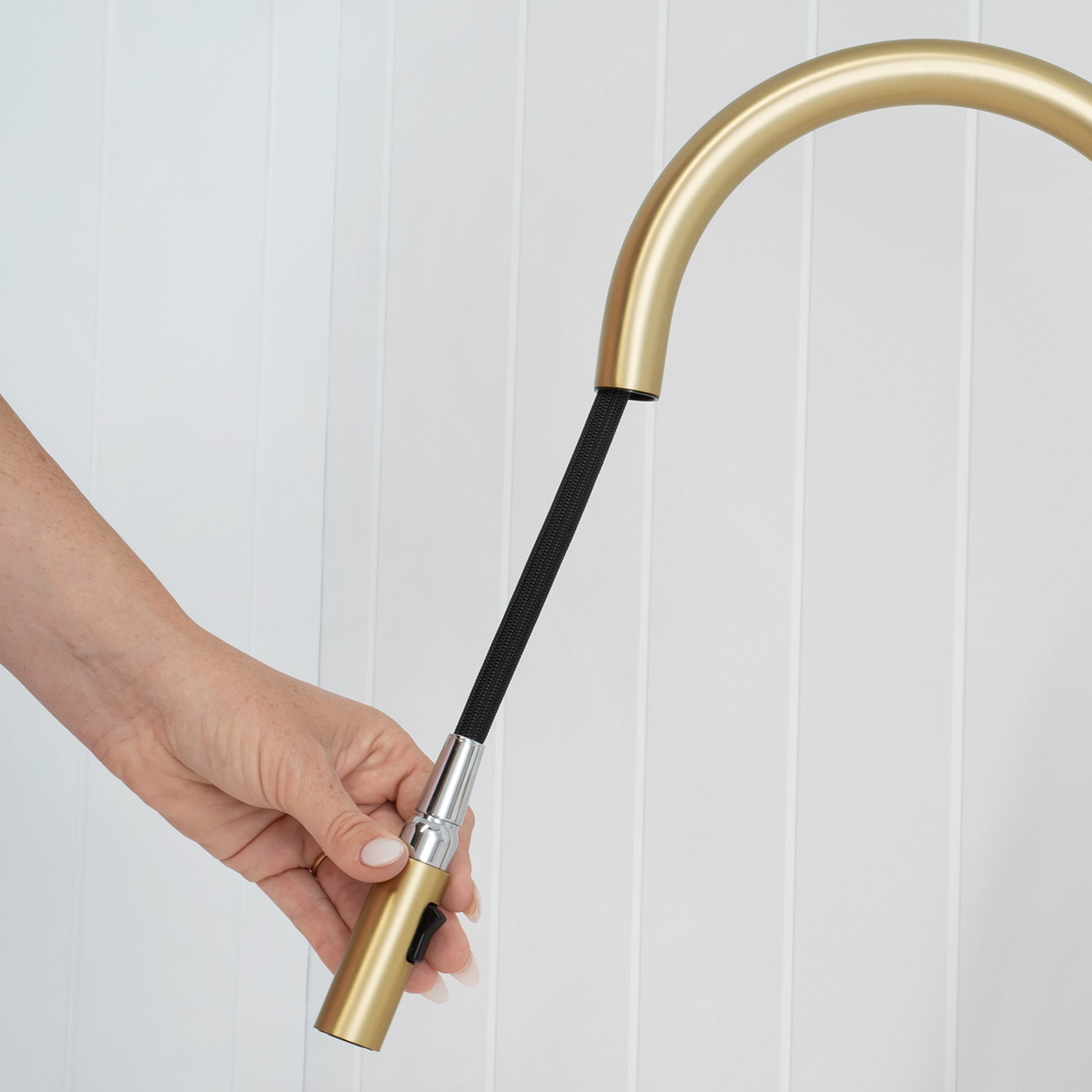 Porto Pull-Out Kitchen Mixer Brushed Brass