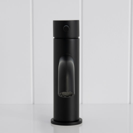 Vienna Short Basin Mixer Matte Black