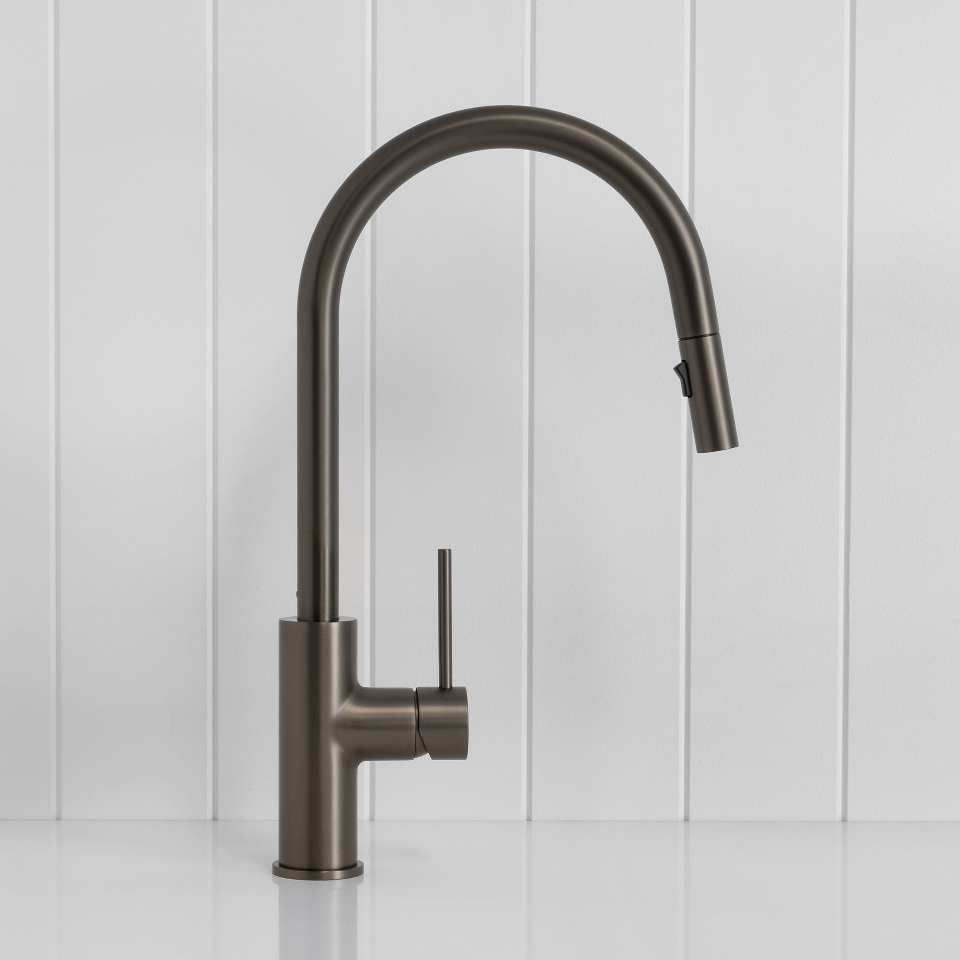 Porto Pull-Out Kitchen Mixer Gunmetal