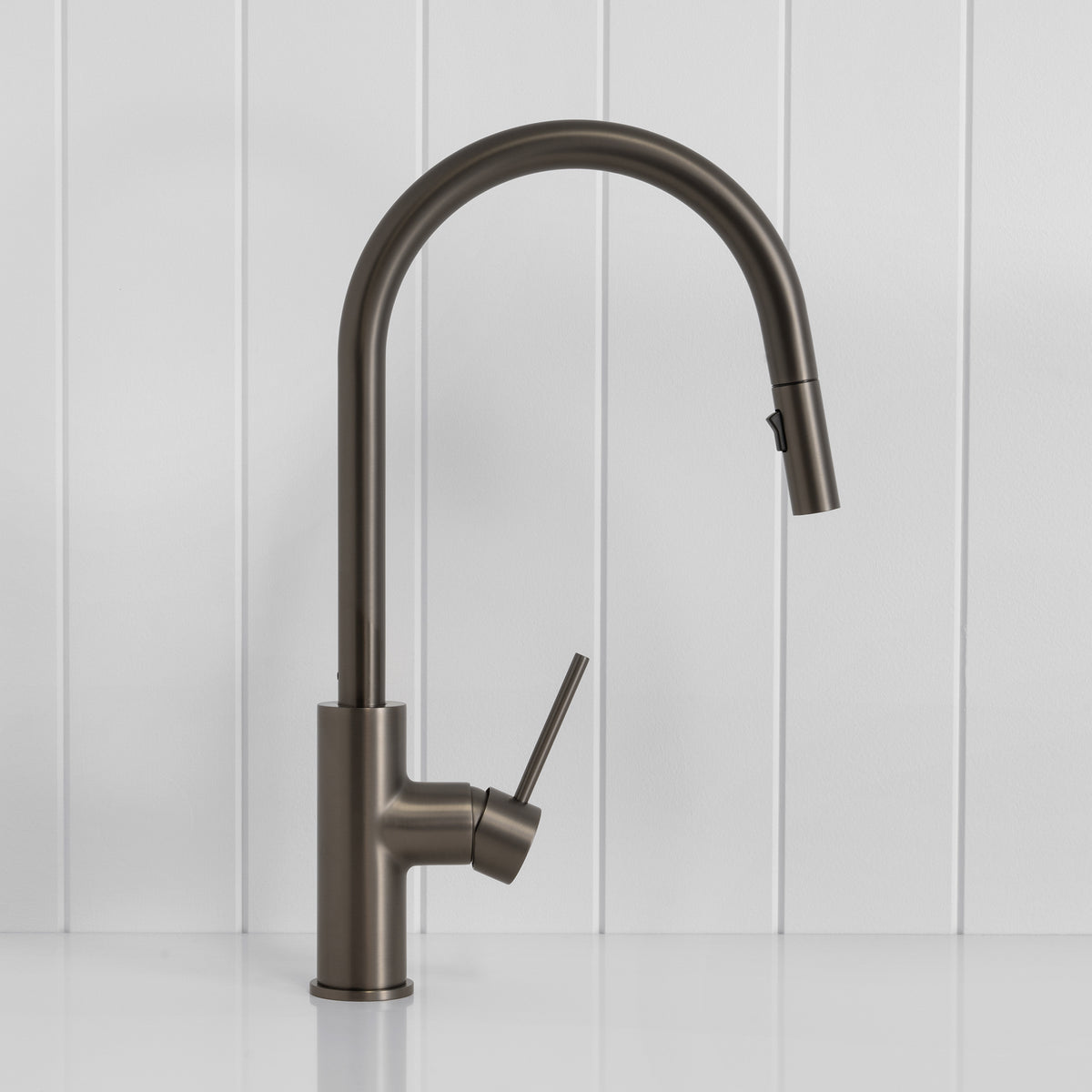Porto Pull-Out Kitchen Mixer Gunmetal