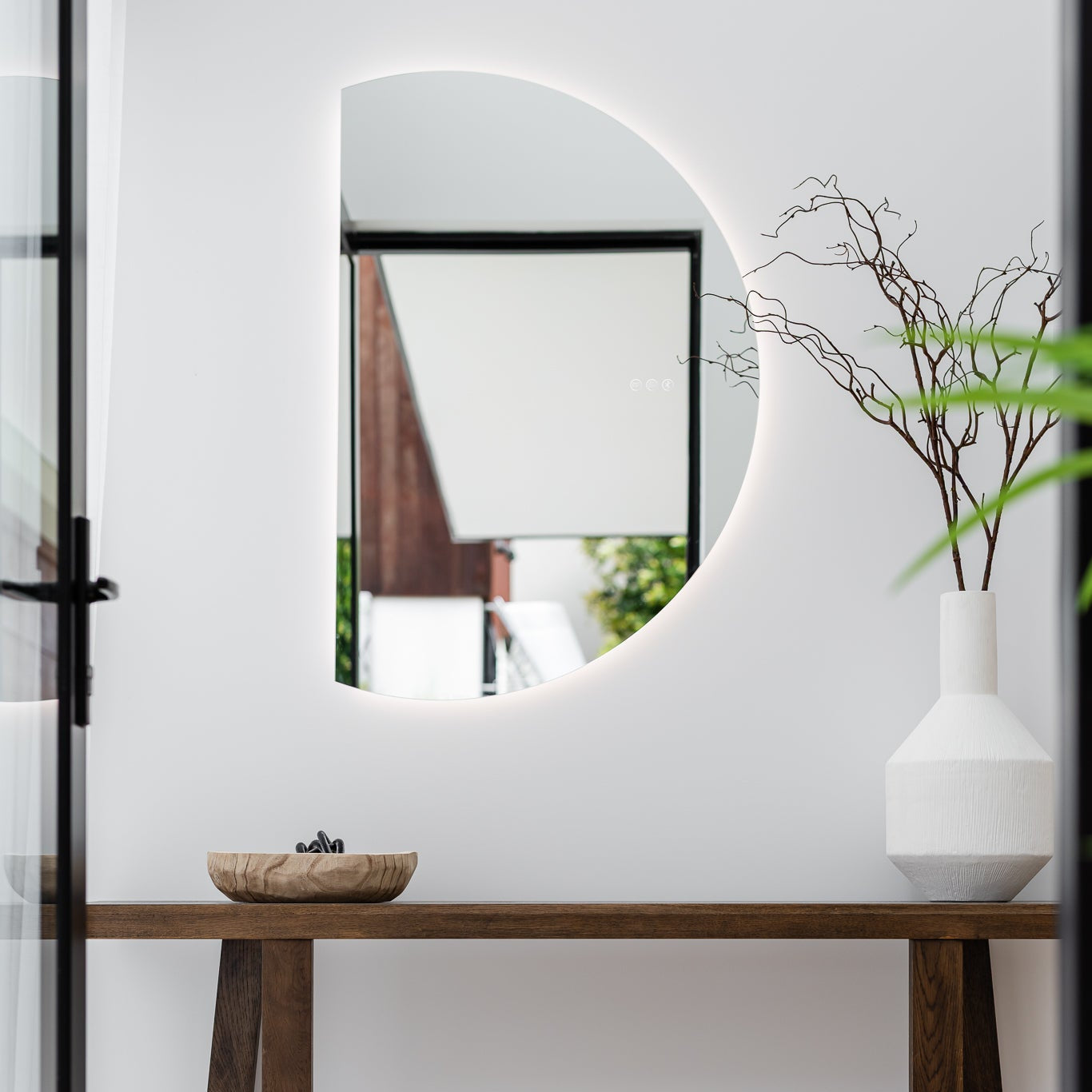 Lune LED Smart Mirror