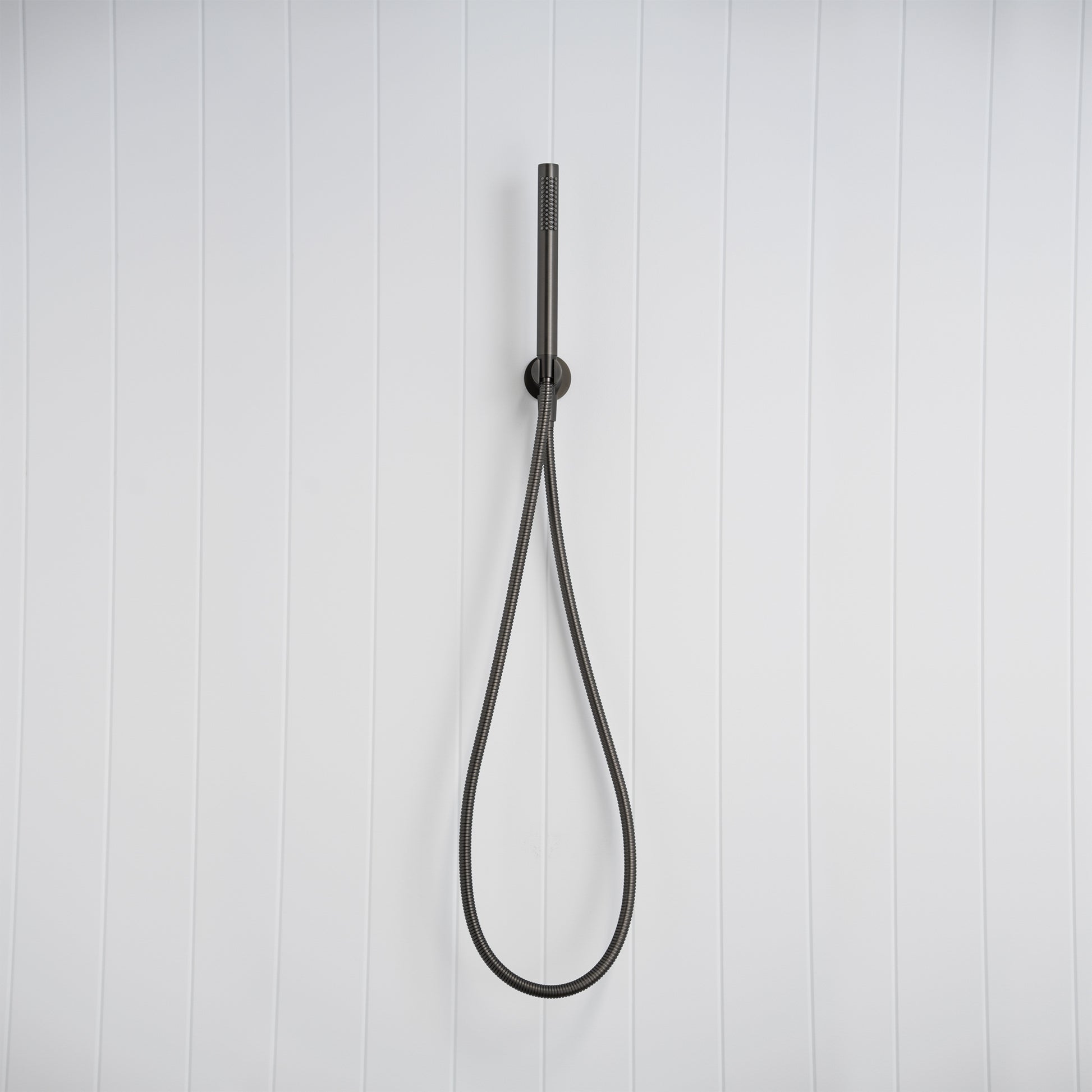 Versailles Handheld Shower Head with Hose - Gunmetal