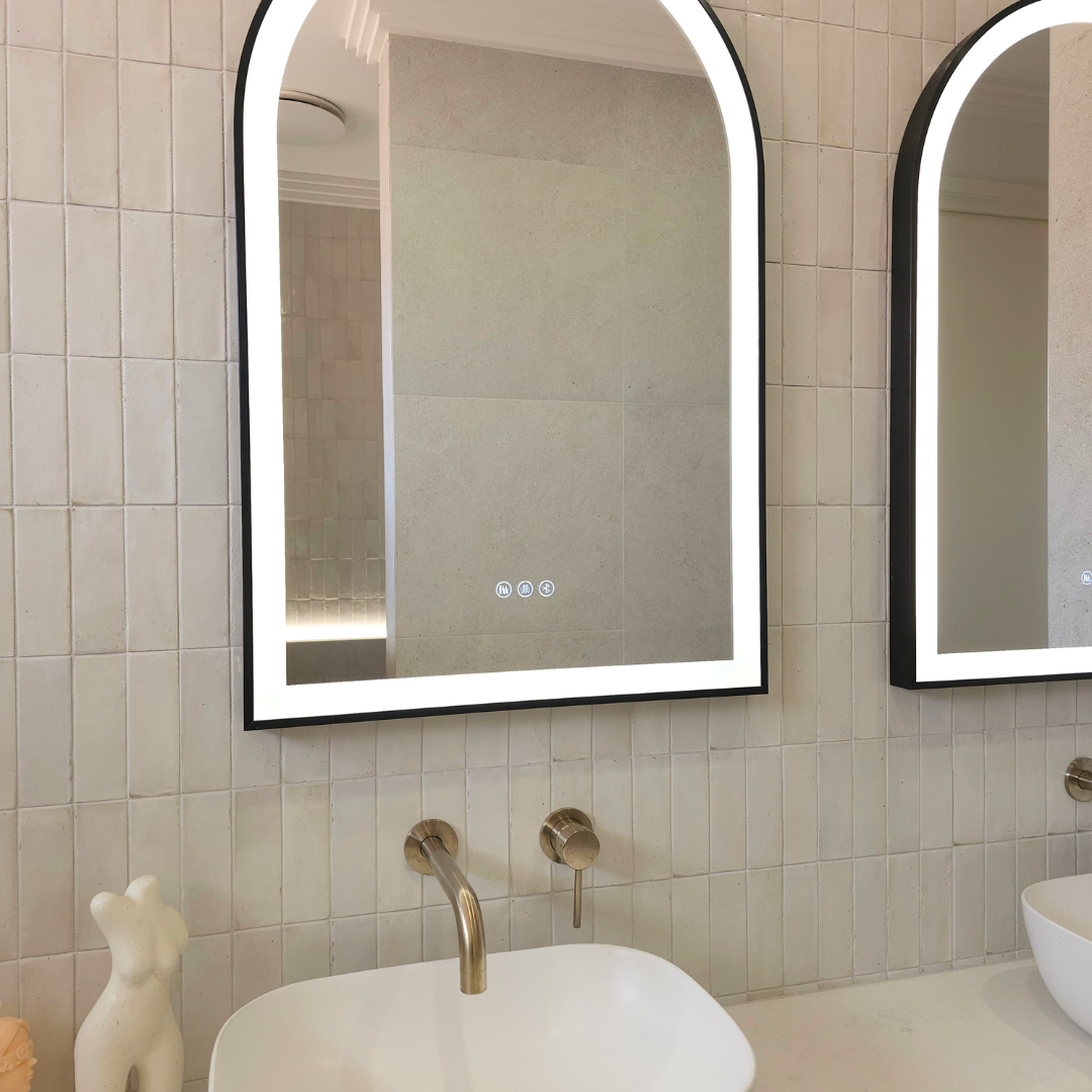 The Framed Positano ~ (Lux edition) ~ Invogue Smart mirror