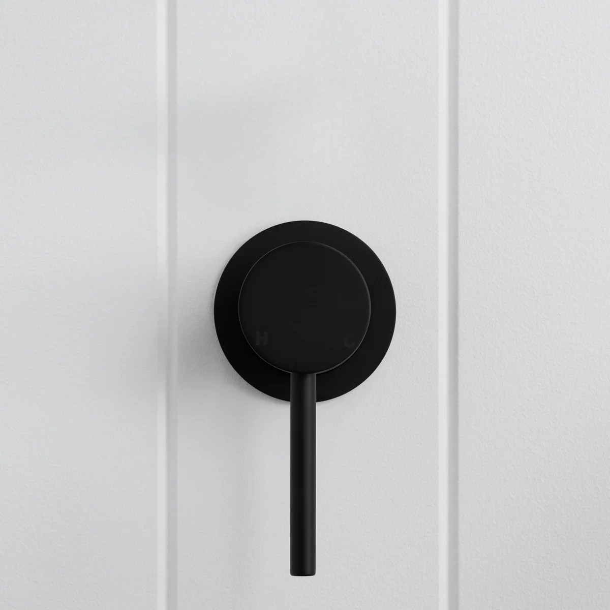 Milano Wall Mixer Matte Black