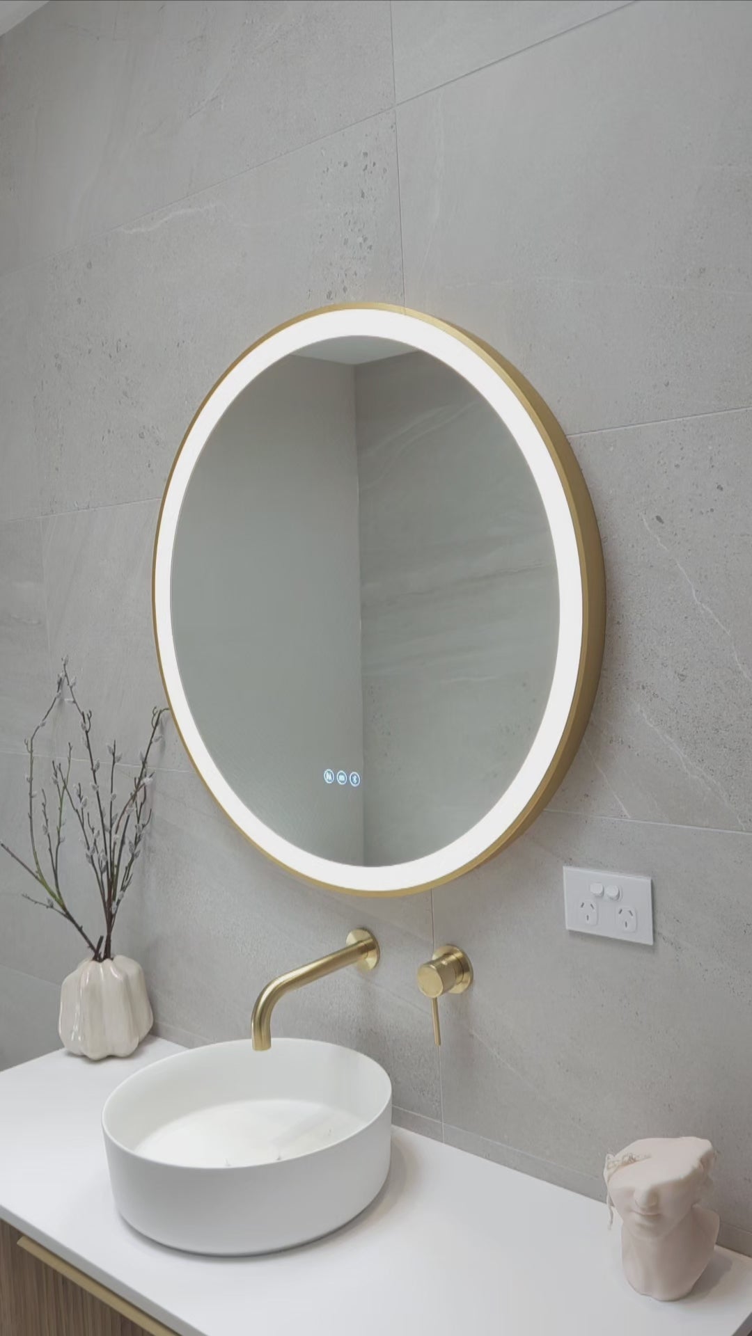 Framed Amalfi ~ Smart mirror