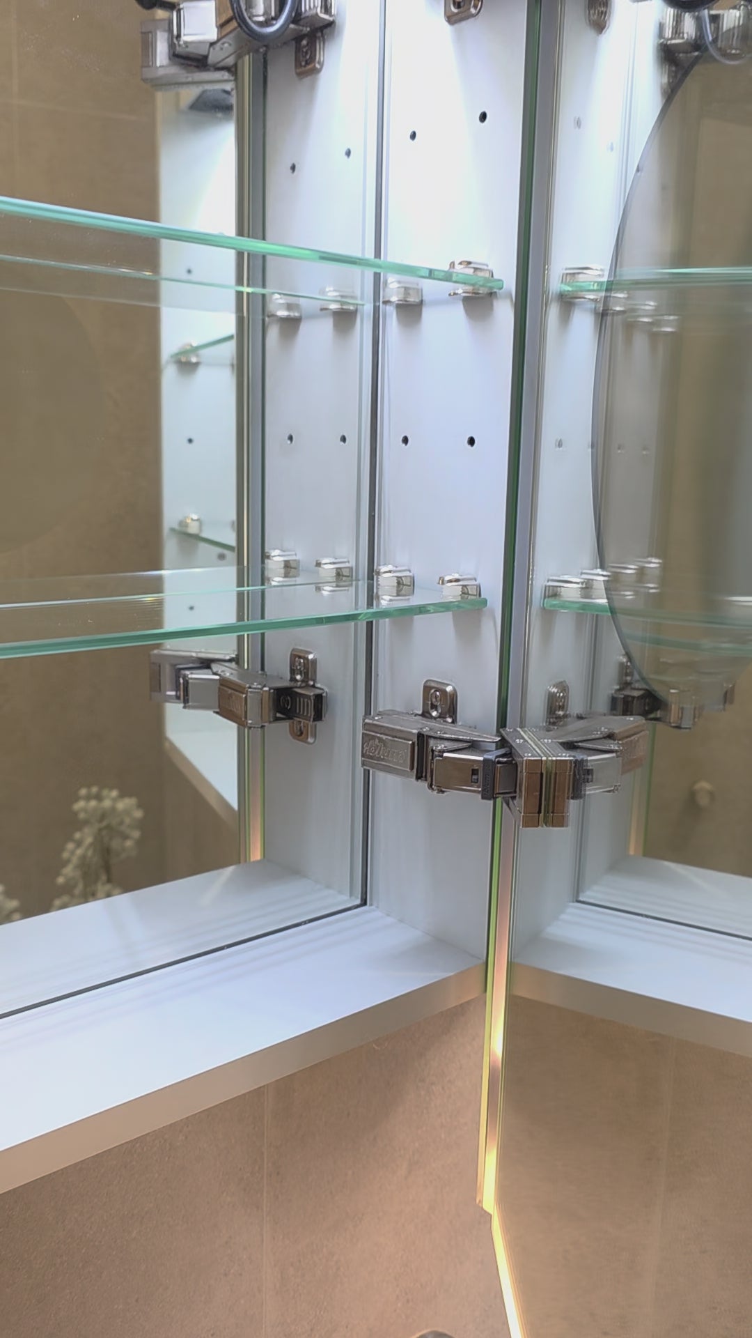 Lucca Cabinet