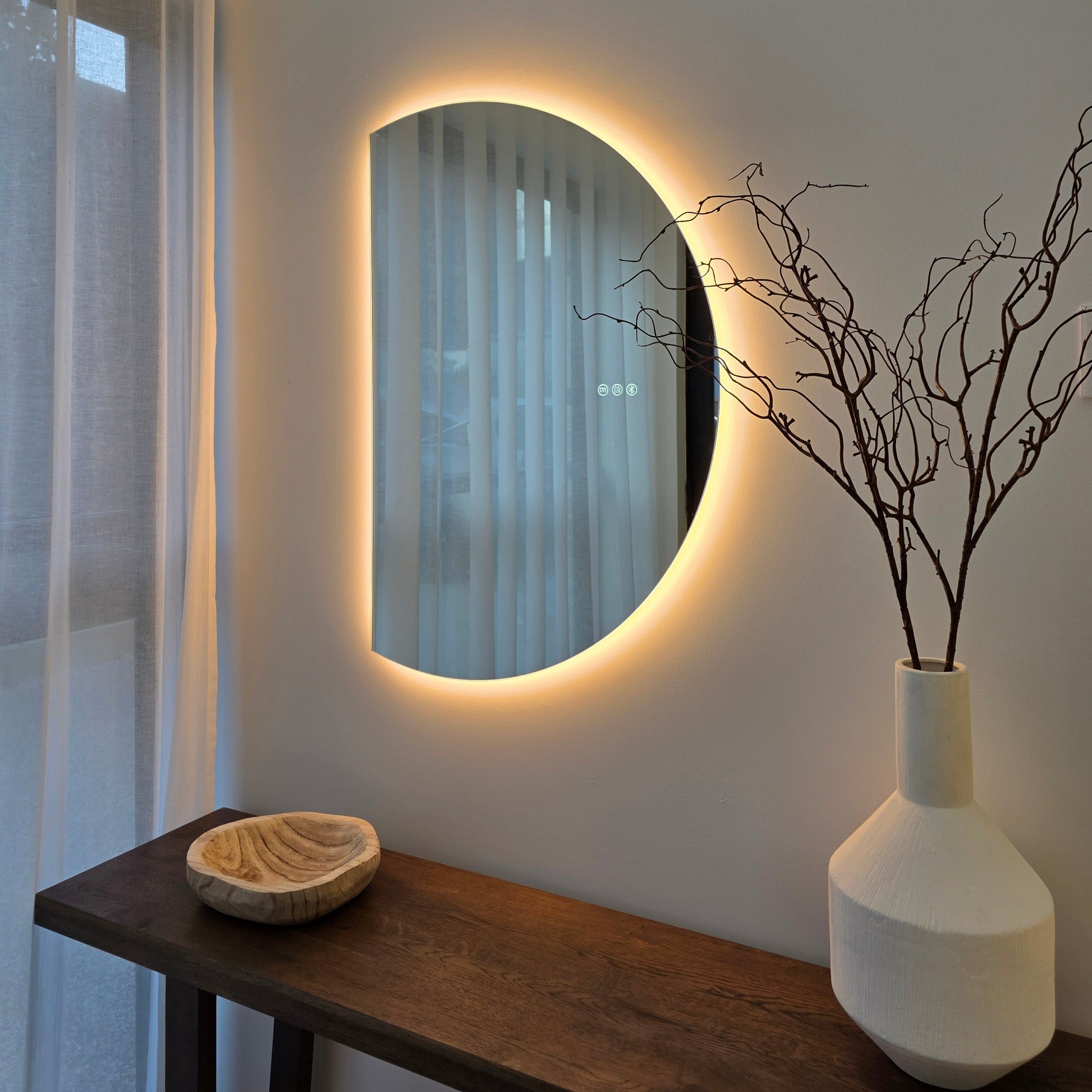 Lune LED Smart Mirror