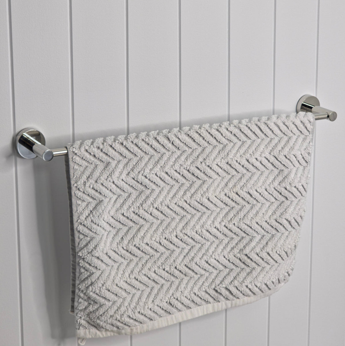 Provence 600mm Single Towel Rail Chrome