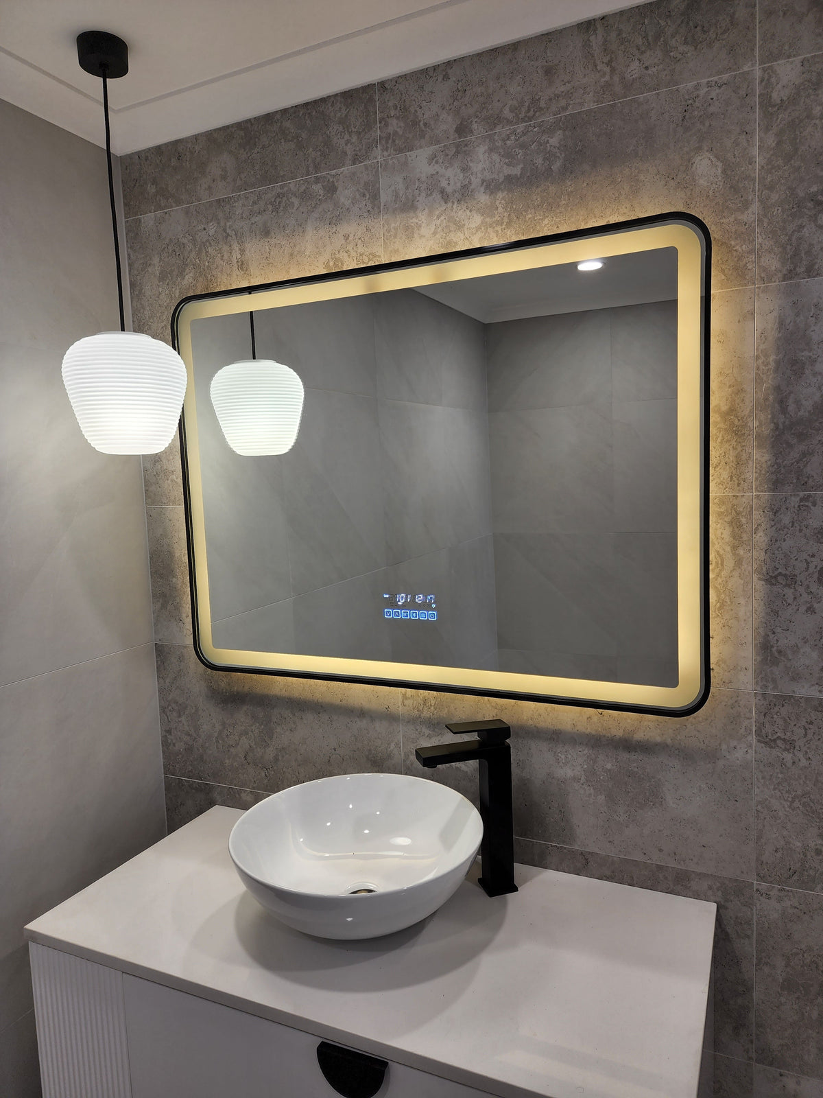 The Barcelona ~ (Elegant edition) Invogue Smart mirror